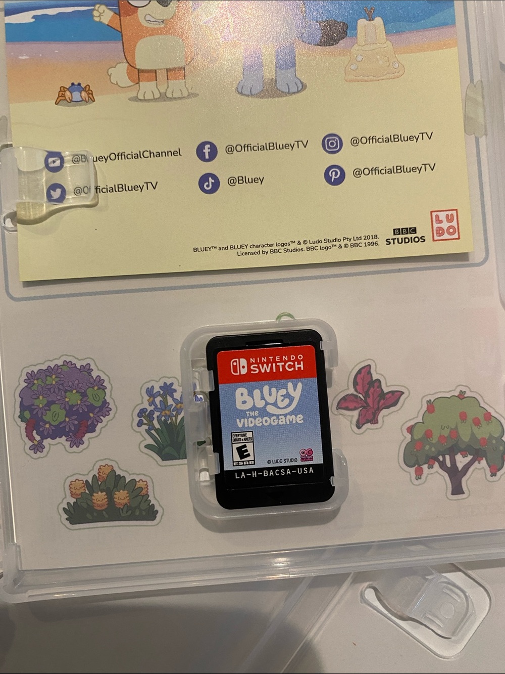 Three Nintendo Switch Video Games - Picture 4 of 6